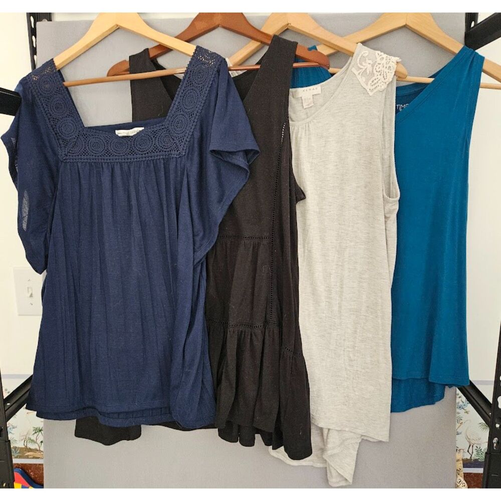 4 size XL tops!